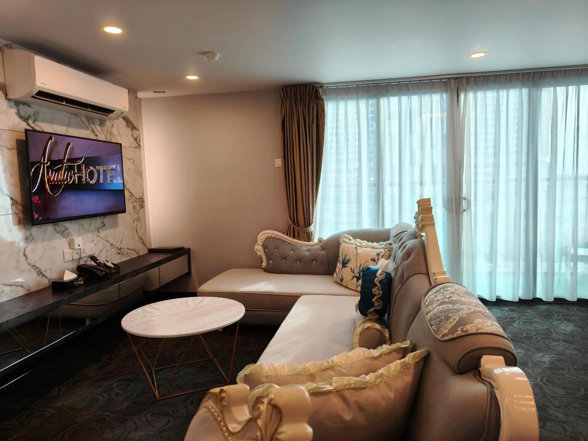 Malacca Asiatic Hotel מראה חיצוני תמונה
